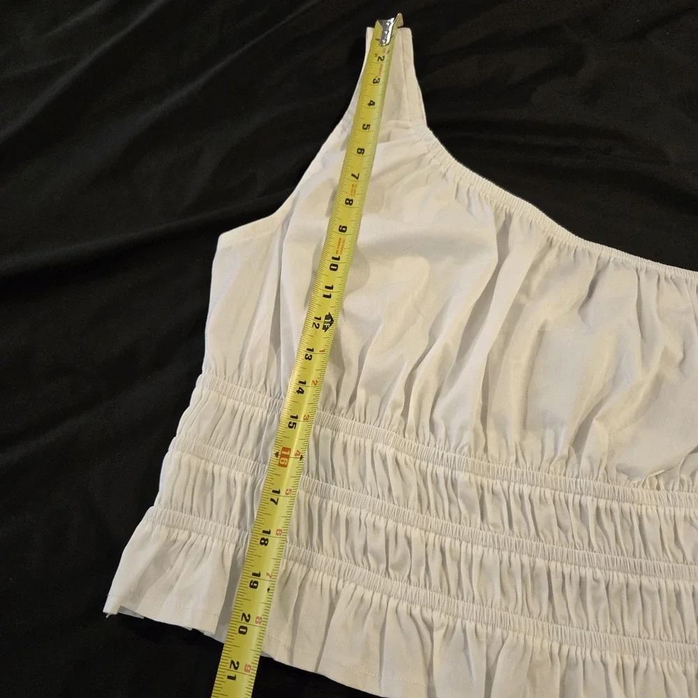 NWOT Forever 21 Off One Shoulder‎ White Bandeau Halter Top No Size Tag Fits LG